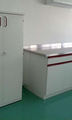 Armários para laboratórios Armários para laboratórios