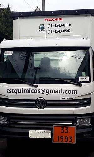 Coleta de resíduos químicos Coleta de resíduos químicos